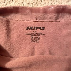 Skims control top short